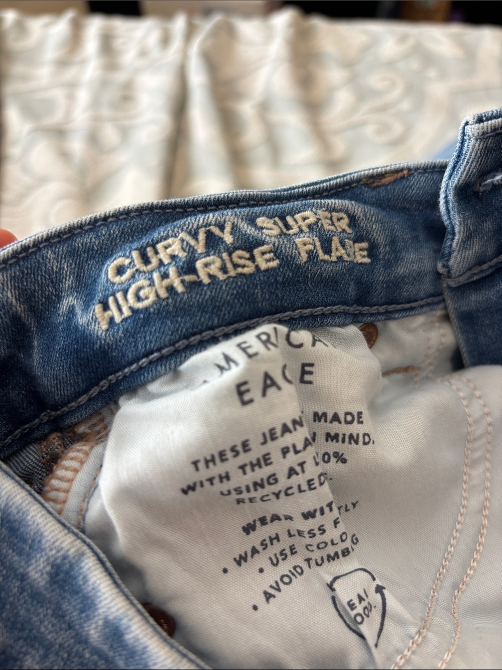 American Eagle Flared Curvy Super High Rise Jeans - Petite Length - Picture 9 of 9